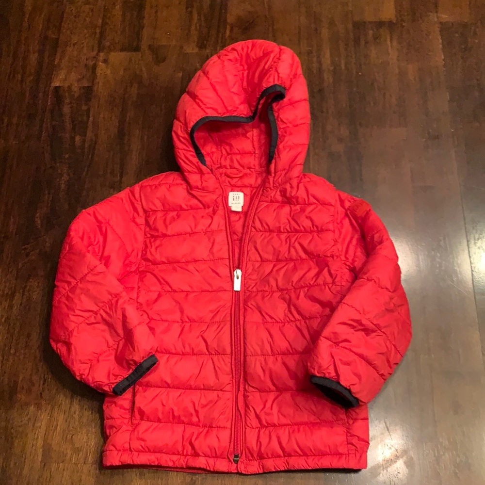 GAP boys lightweight puffer jacket size 5